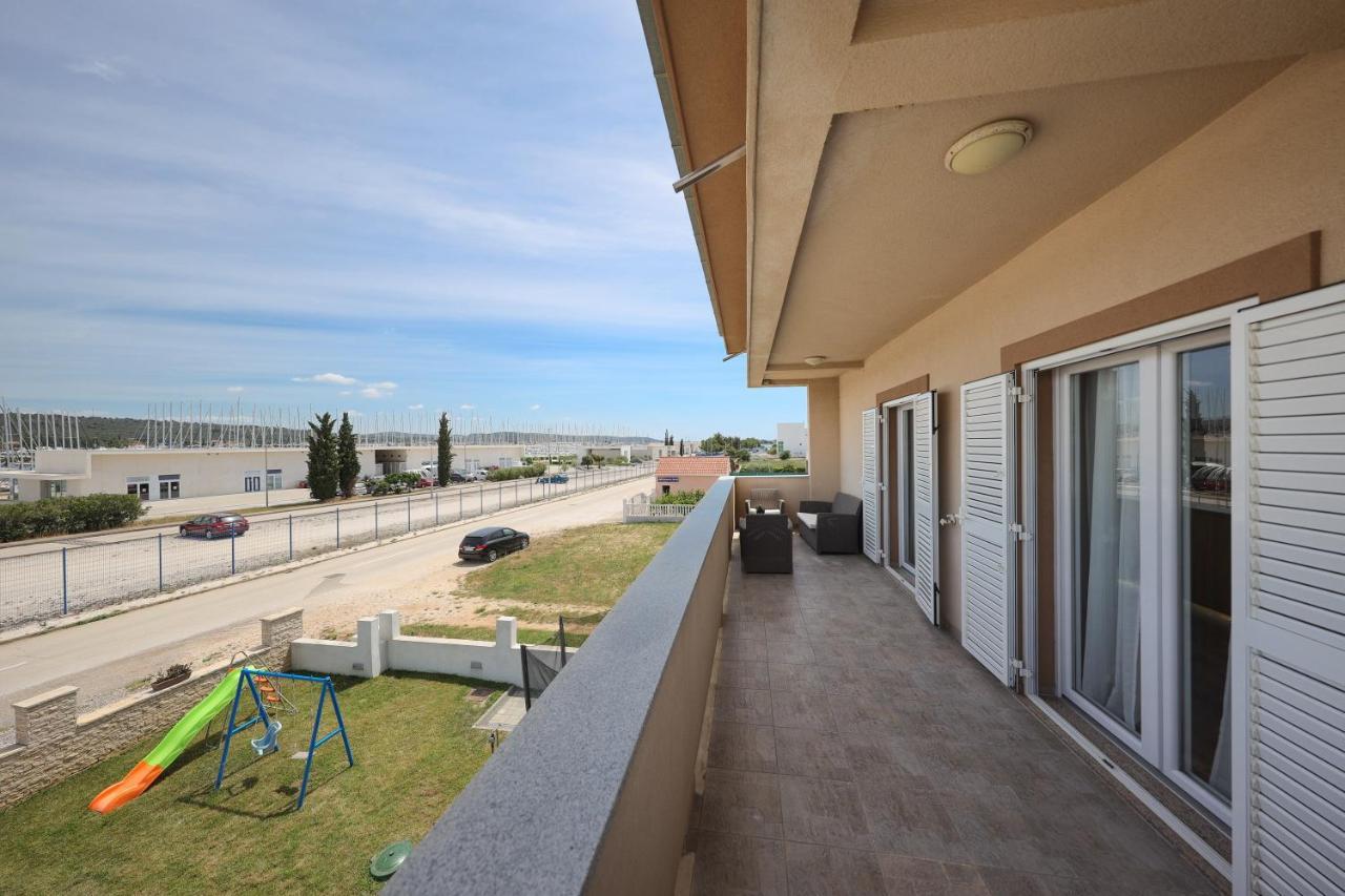 Apartments Skara Bibinje Bagian luar foto