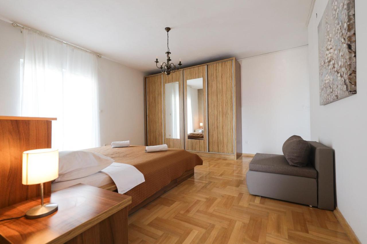 Apartments Skara Bibinje Bagian luar foto