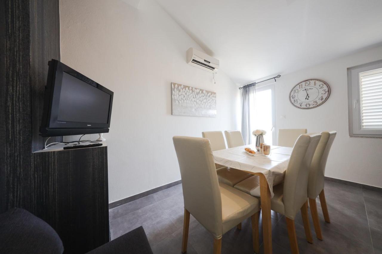 Apartments Skara Bibinje Bagian luar foto